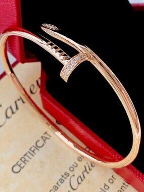 Women's Carter Bracelets